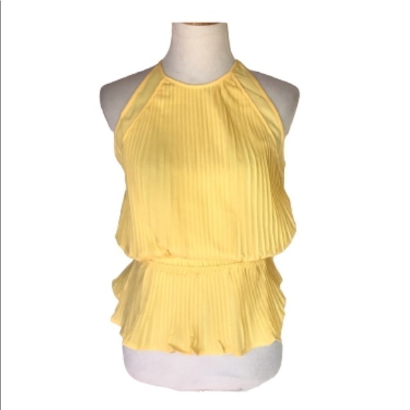 Line and Dot Sleeveless Yellow Pleated top size medium new with tags - Picture 2 of 7